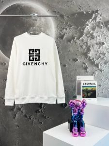 GIVENCHY  Sweater
