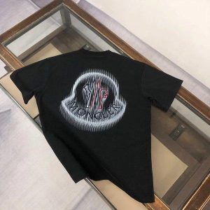 Moncler T-shirt