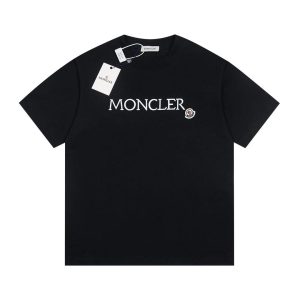 Moncler T-shirt
