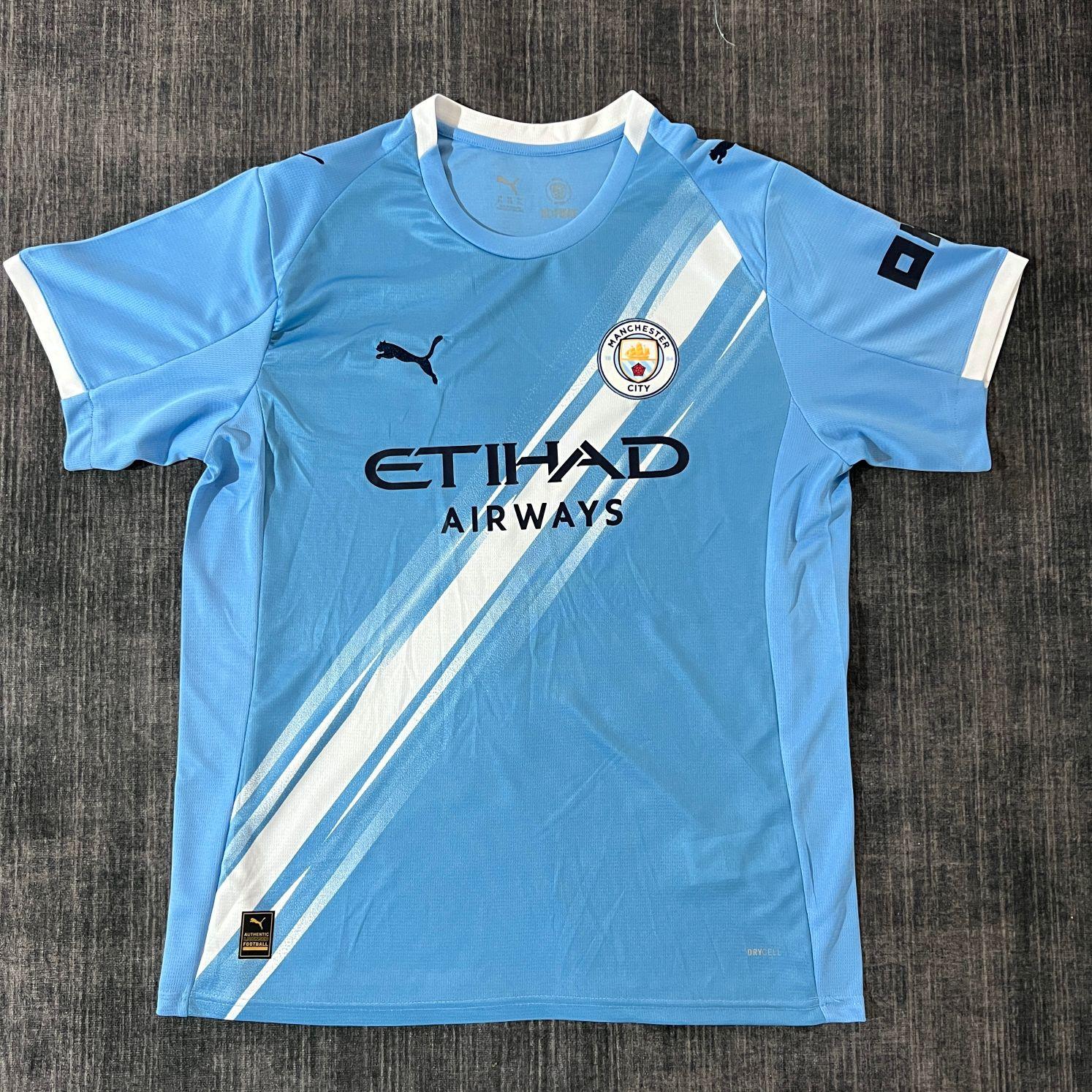 25-26 Manchester City away kit