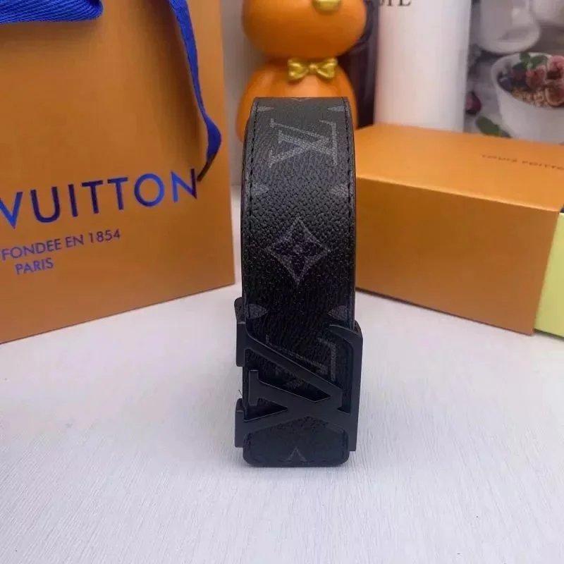 Louis Vutioon Belt