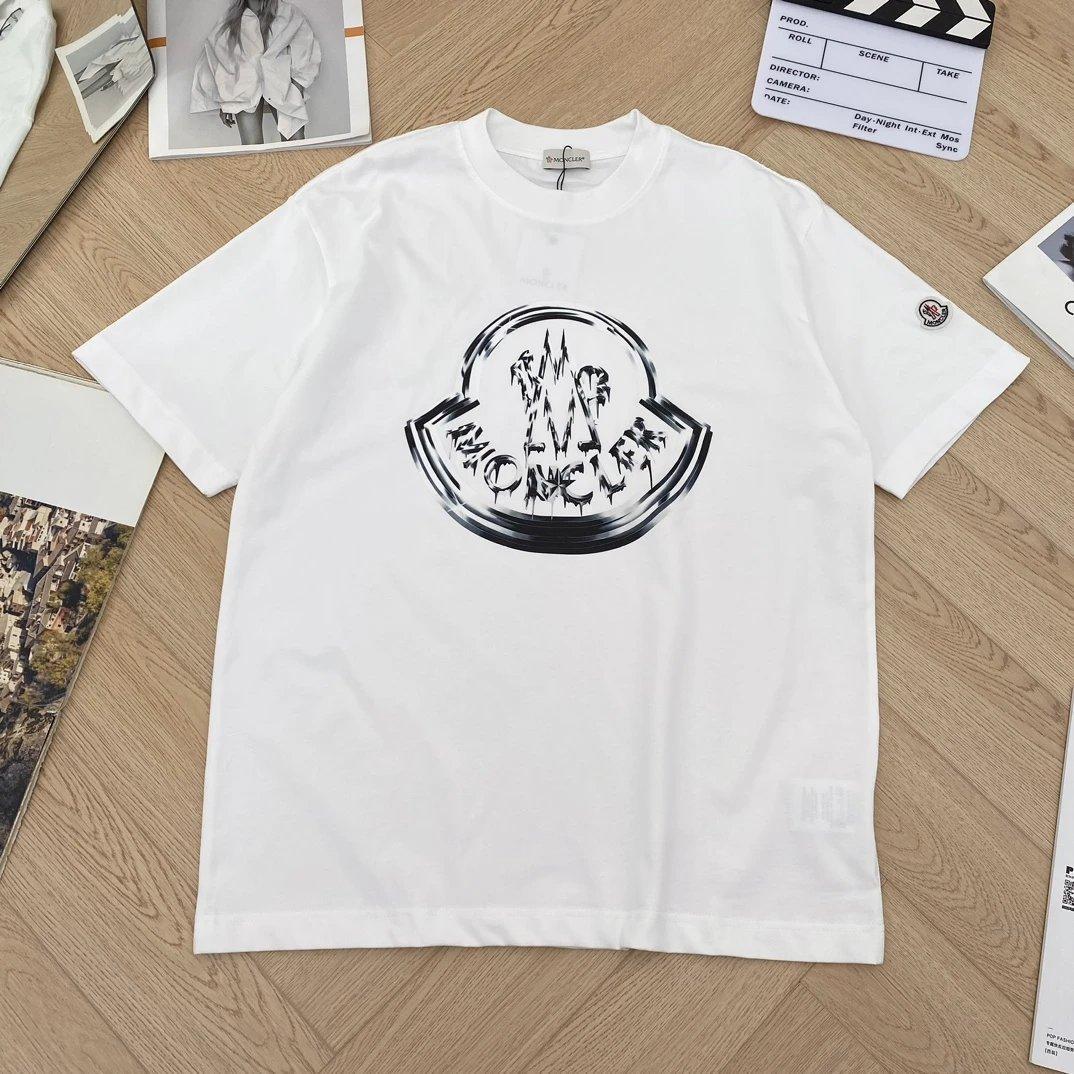 Moncler T-shirt
